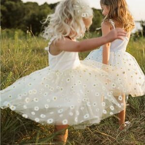 Petite Hailey size 5 daisy tutu dress